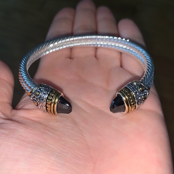 Black Onyx Stone End Caps Cable Bracelet - Picture 7 of 15